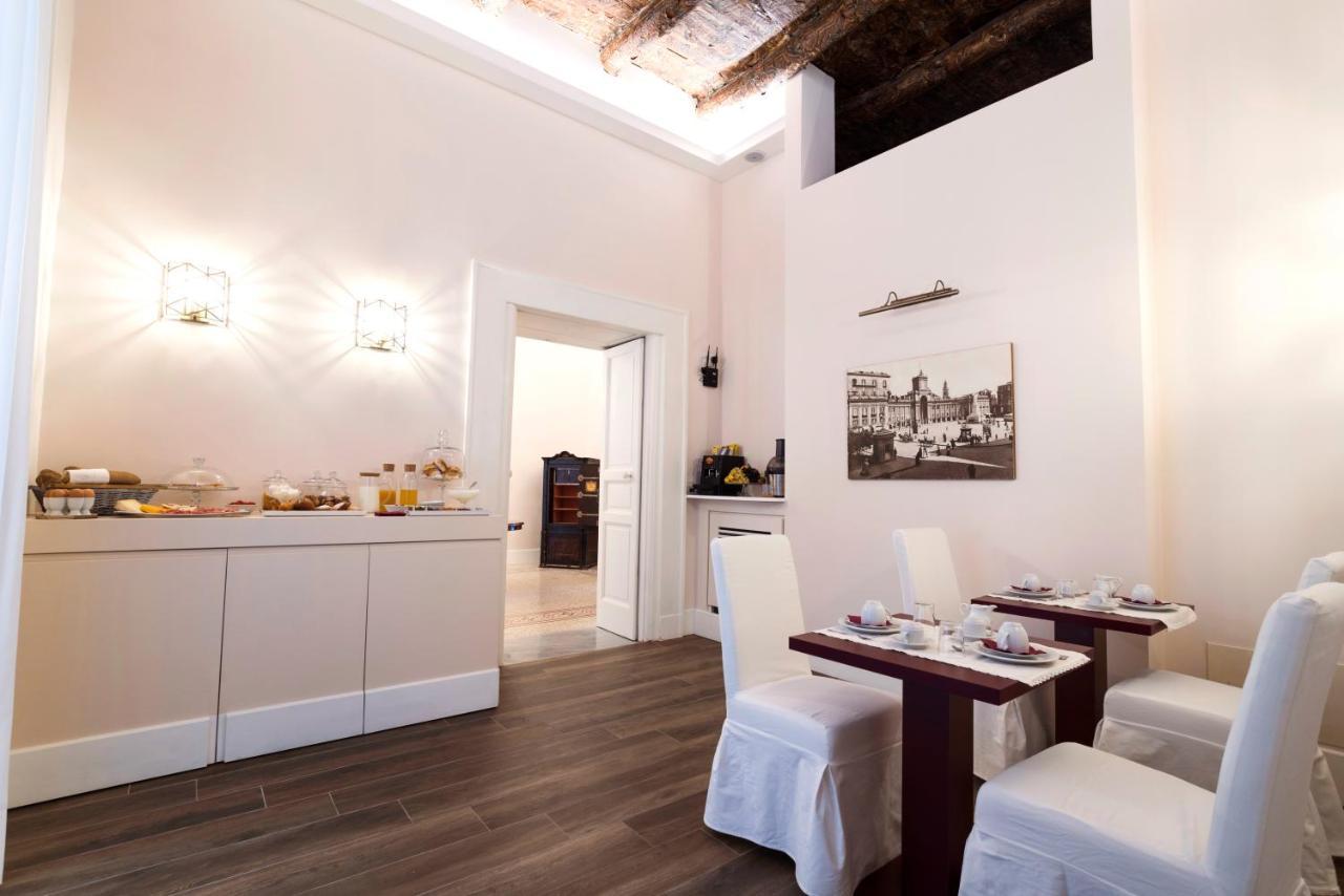 Bed and Breakfast Foro Carolino Nápoles Exterior foto